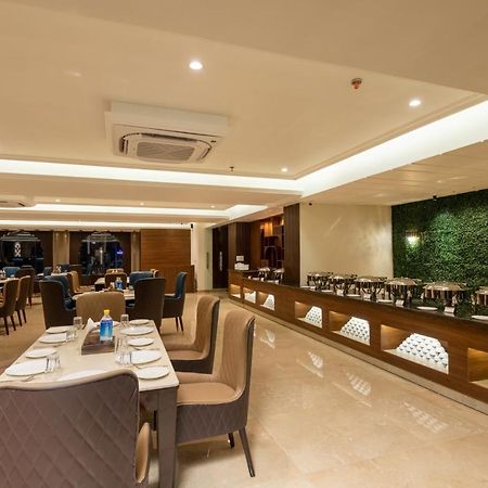 Grand Luxotica By Dls Hotels Dehradun Zewnętrze zdjęcie