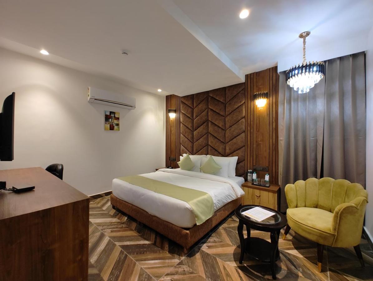 Grand Luxotica By Dls Hotels Dehradun Zewnętrze zdjęcie