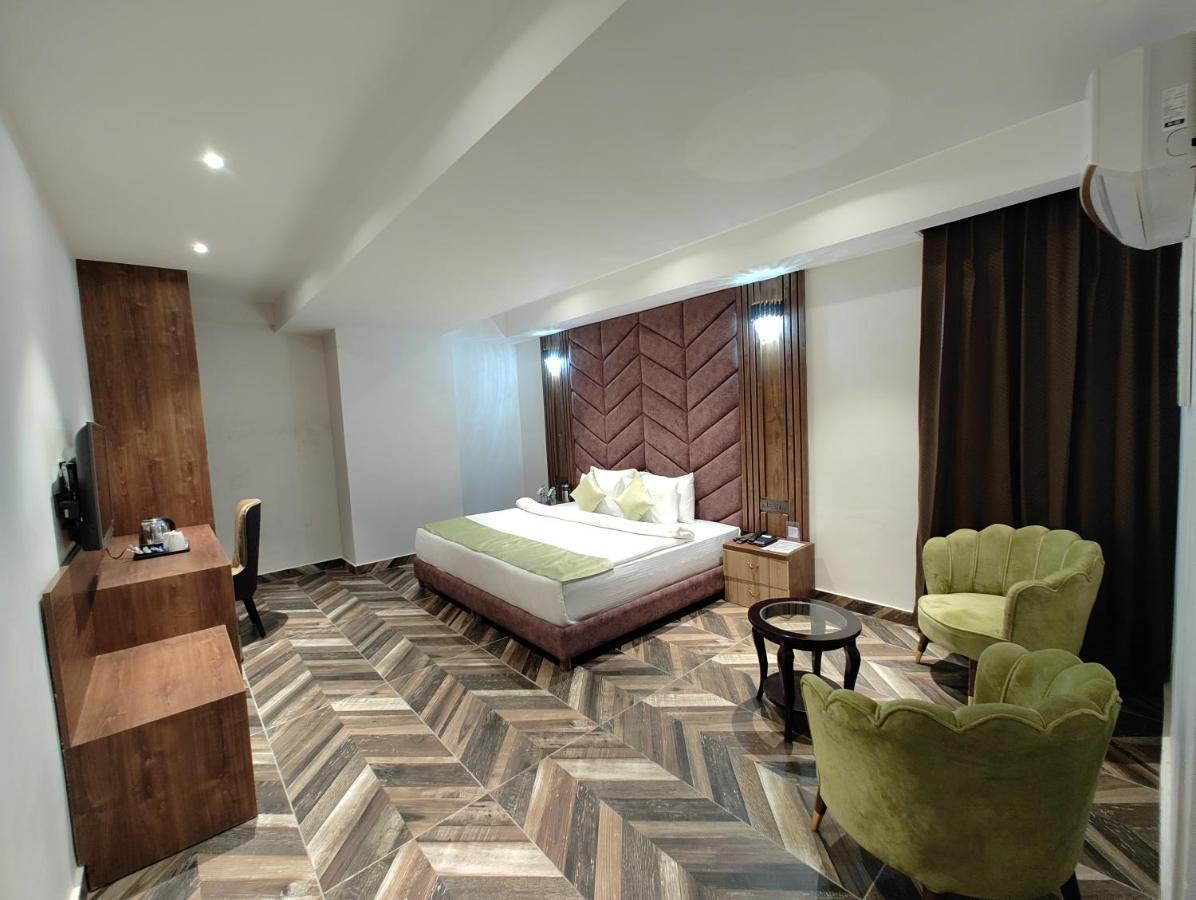 Grand Luxotica By Dls Hotels Dehradun Zewnętrze zdjęcie