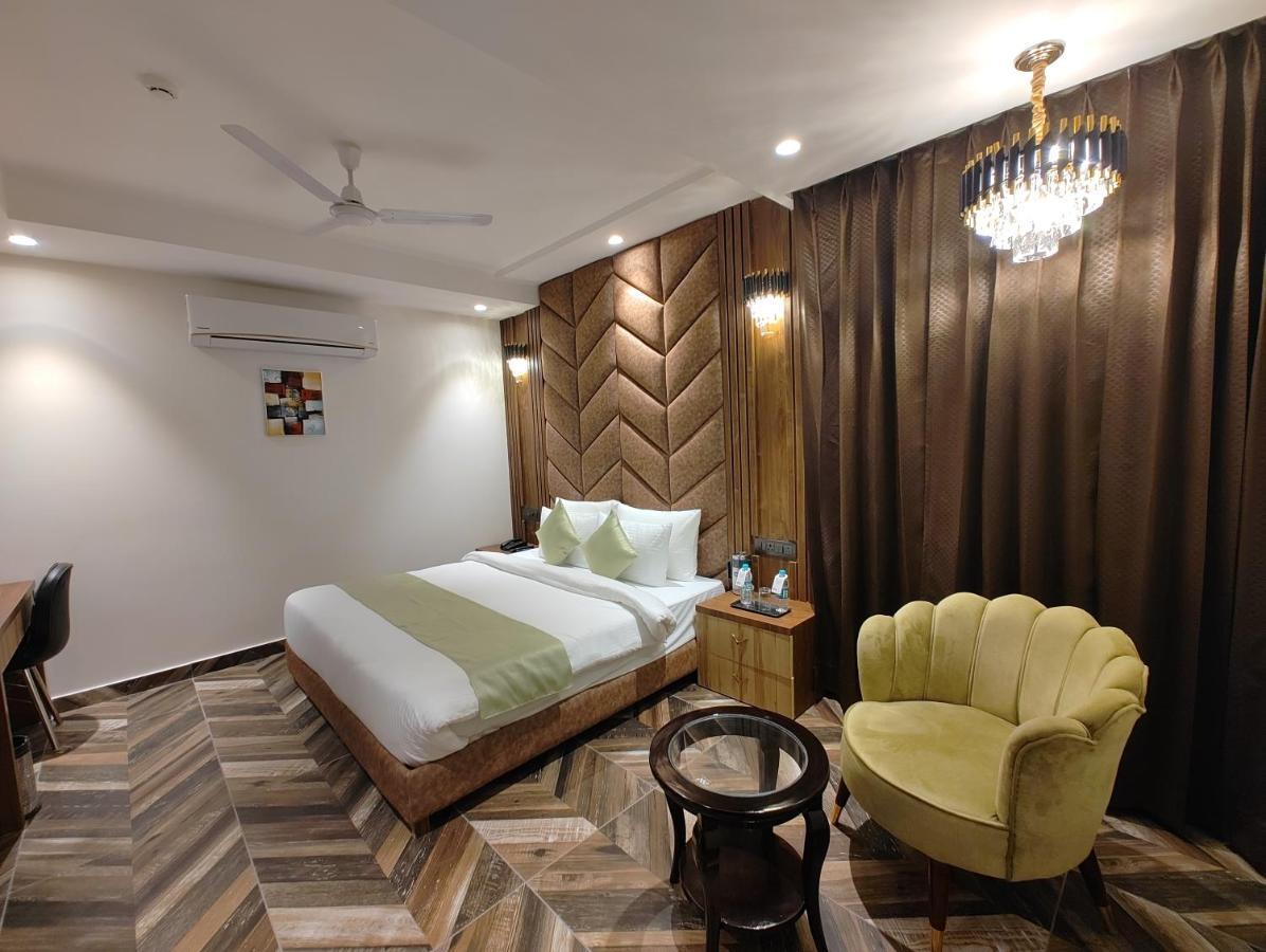 Grand Luxotica By Dls Hotels Dehradun Zewnętrze zdjęcie